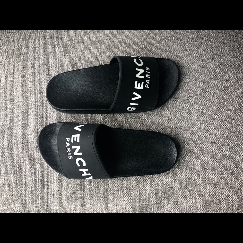Givenchy black slides